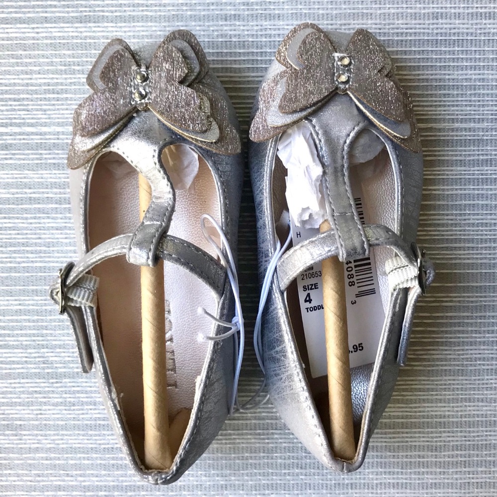 *NEW*CHILDREN’S PLACE Butterfly Silver Ballet Flat